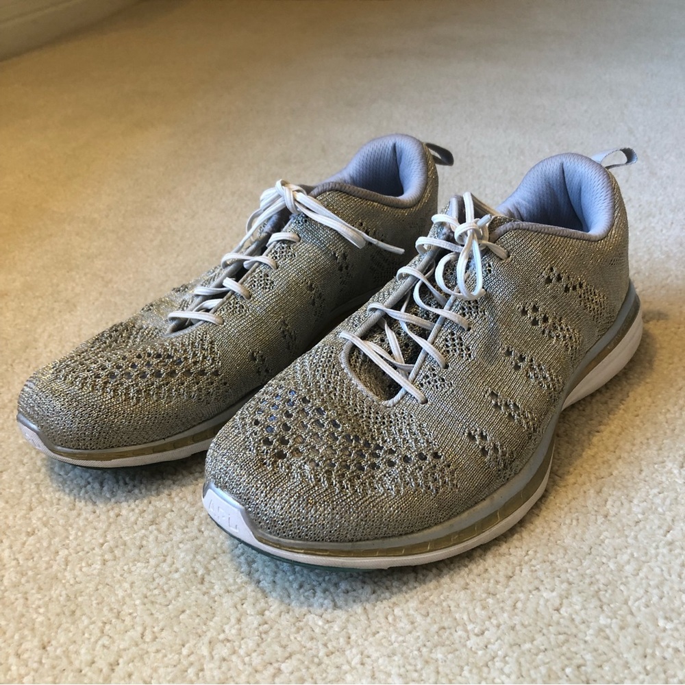 APL Gold/Silver Techloom Pro size 9 gorgeous